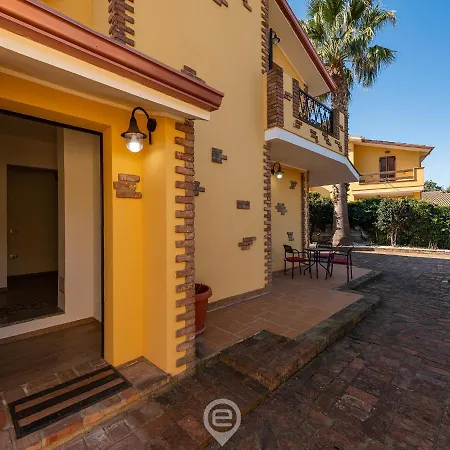 Monica - Scirocco Iglesias